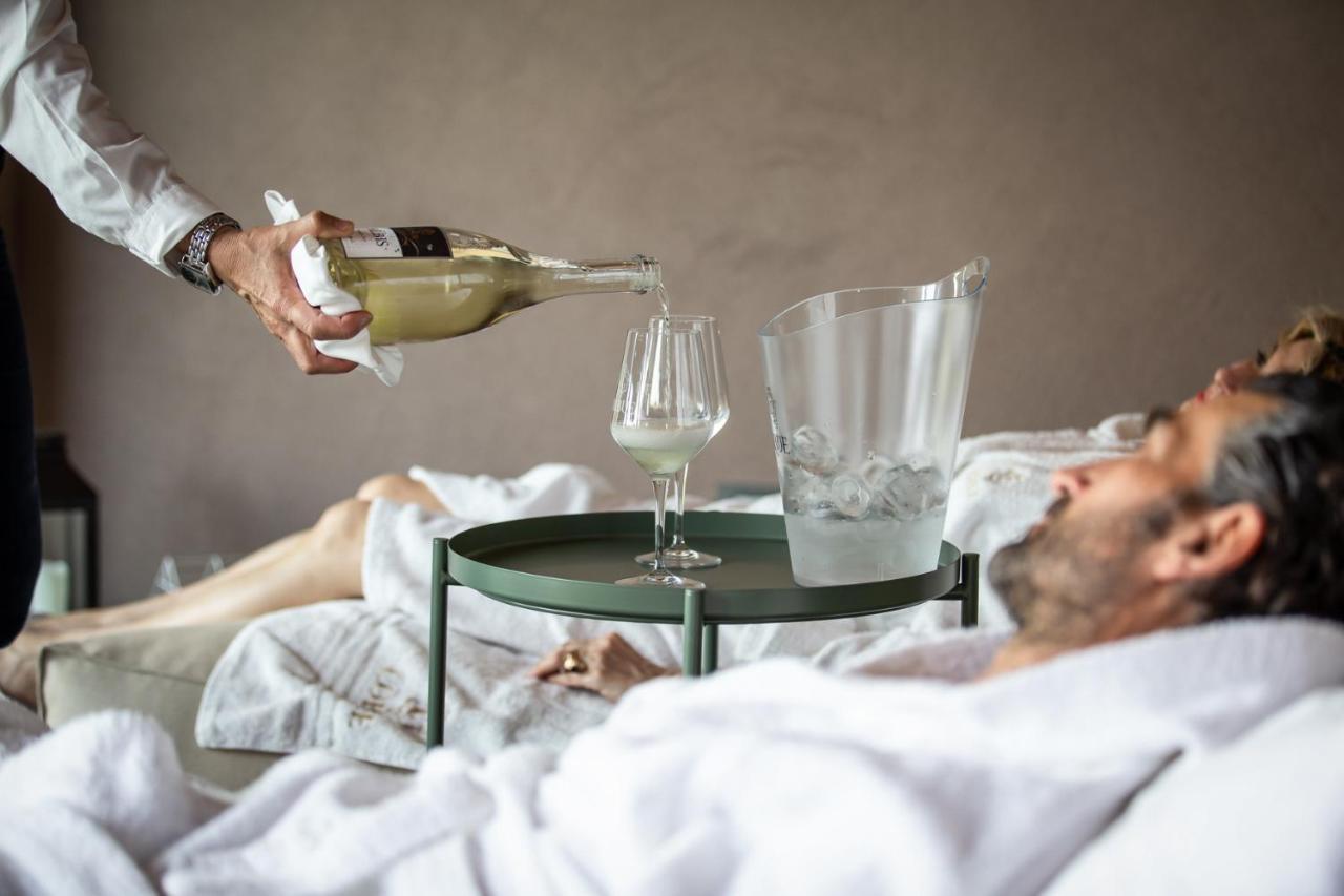 Cobue "Wine Resort & Spa" ปอสโซเลงโก ภายนอก รูปภาพ