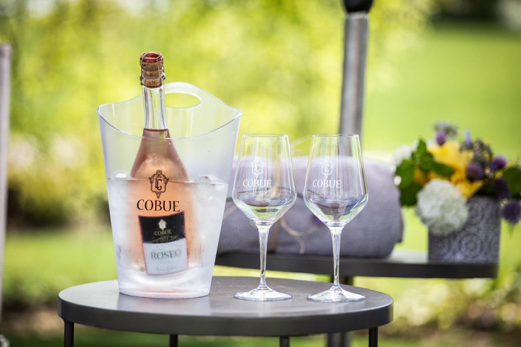 Cobue "Wine Resort & Spa" ปอสโซเลงโก ภายนอก รูปภาพ